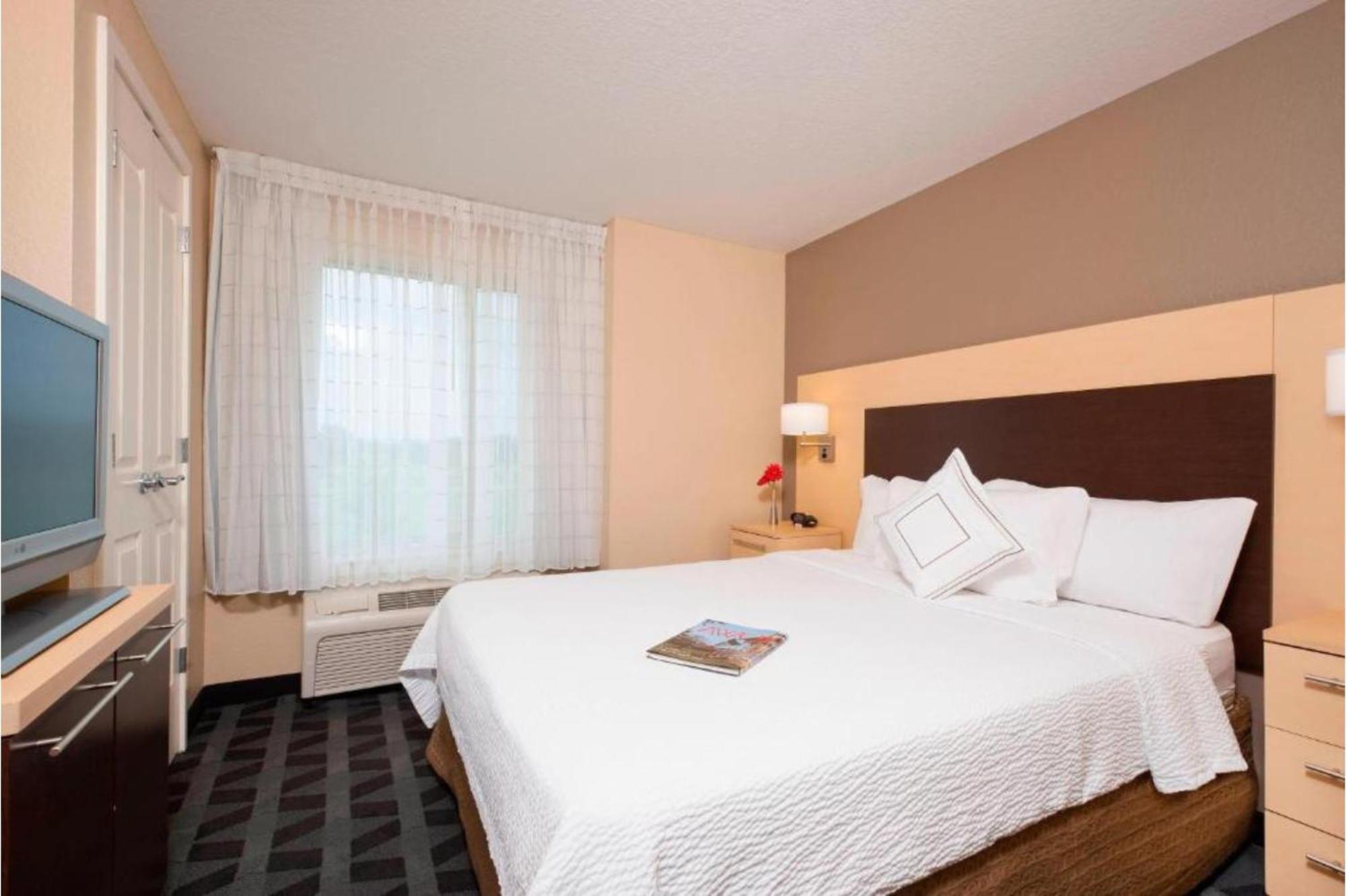 Towneplace Suites Des Moines Urbandale Johnston Ngoại thất bức ảnh
